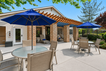 Harmony garden apartments relaxing spa and hot tub